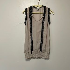 Charlotte Russe Pretty light beige and black lace blouse. Sz small